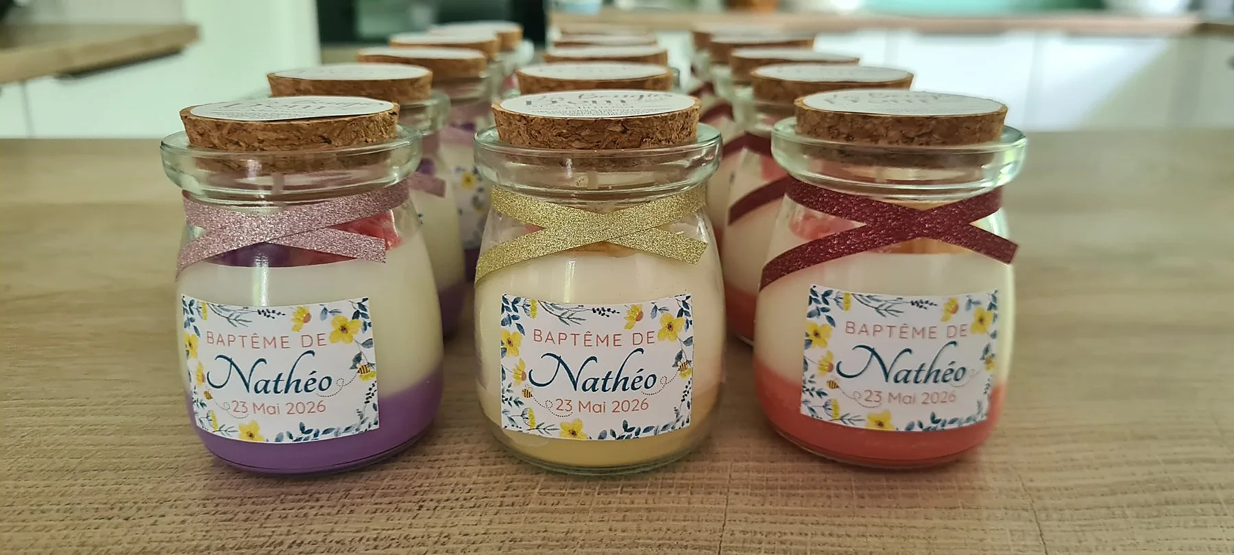 Bougies bicolores personnalisées, faites main par Les Bougies D'em